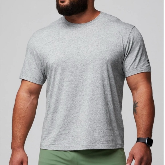 Fabletics Other - Fabletics Men's 24/7 Heather Gray Short Sleeve Tee Size 2X